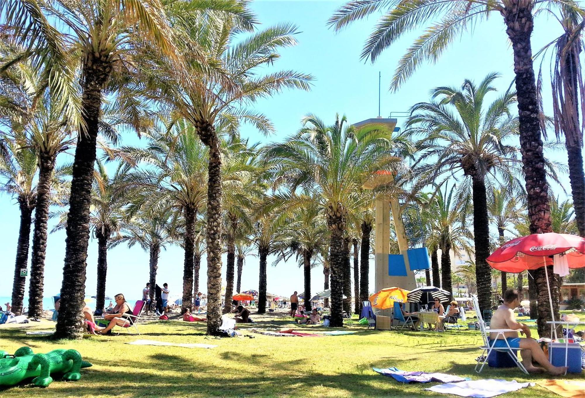 Carihuela Playa - 2ª Linea De Playa - Piscina - Parking Gratis Apartment Torremolinos Exterior photo